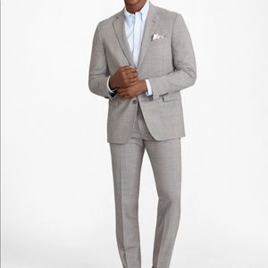 Regent Fit BrooksCool® Subtle Plaid Suit - color gray